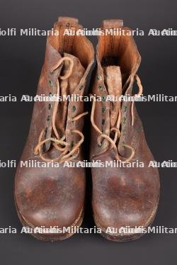 Brodequin de montagne britannique. British moutain boots. — photo 3