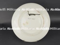 Grand plat Libération août 1944. Large Liberation August 1944 platter. — photo 2