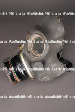 Masque anti-gaz civil britannique. British civilian gas mask. — miniature 5