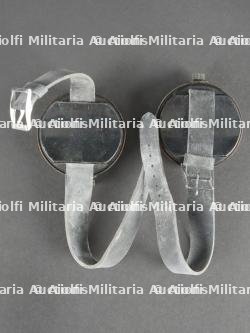 Boussoles de poignée. Wrist compasses. — photo 2