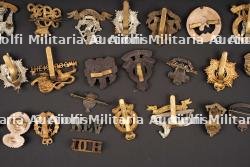 Cap badge britannique. British cap badge. — miniature 17