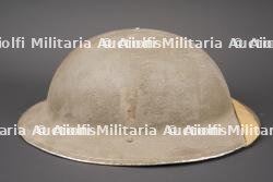 Casque anglais à insigne. British insignia helmet. — photo 3