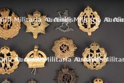 Cap badge britannique. British cap badge. — miniature 2