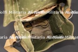 Housse de masque anti-gaz britannique. British gas mask carrier — photo 10