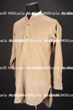 Chemise britannique. British shirt.