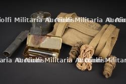 Trousse de nettoyage de fusil mitrailleur Bren. Bren light machine gun cleaning kit. — photo 1