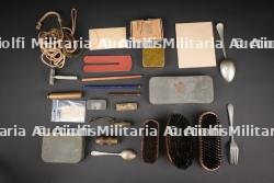 Accessoires britannique. British accessories group. — miniature 13