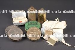 Accessoires de toilette britannique. British toiletry accessories
