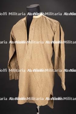 Chemise britannique. British shirt.