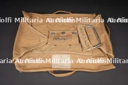 Parachute ventral Parachute Observer britannique. British observer chest parachute.