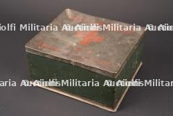 Caisse First Aid RAF. British RAF First Aid box.