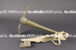 Pioche individuelle US. US army entrenching pick