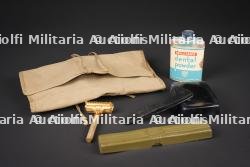 Trousse de toilette d'officier US. US officer’s toiletry kit