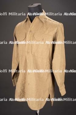 Chemise moutarde US. US Army mustard shirt.