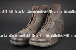 Brodequins type II US. US Type II service shoes