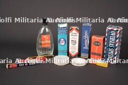 Accessoires de toilette US. US toiletry accessories.