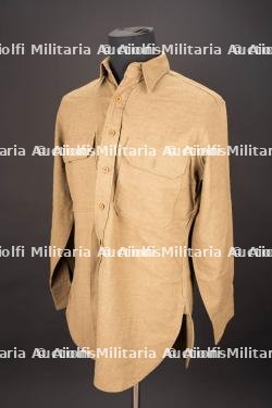 Chemise moutarde US. US Army mustard shirt.