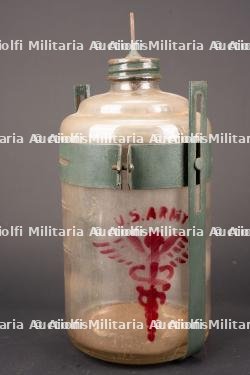 Flacon de perfusion US Army. US Army infusion bottle.