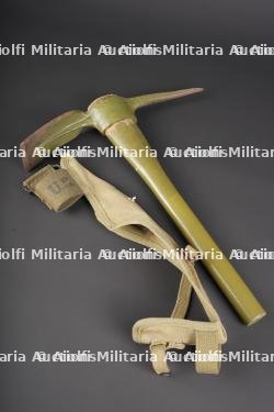 Pioche individuelle US. US individual pick mattock.