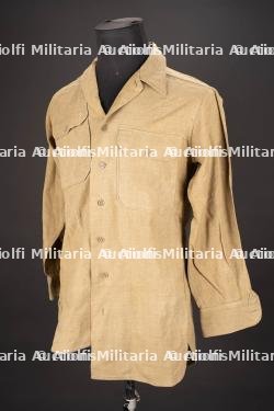 Chemise moutarde US. US Army mustard shirt.