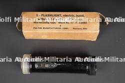Lampe de poche US dans sa boite d'origine. US flashlight in its original box.