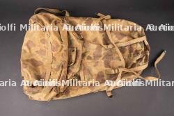 Sac à dos Jungle 43 camouflé. Jungle Pack 1943 camouflage backpack.