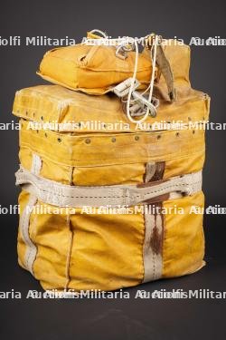 Nécessaire de survie de Dinghy SCR -578-B. SCR-578-B dinghy survival kit.