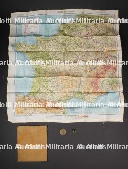 Cartes d'évasion en soie.US Silk escape map.