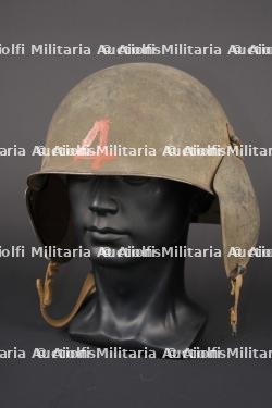 Casque anti-flak US M3. US M3 flak helmet.