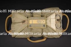 Parachute ventral A-4 US. US A-4 chest parachute.