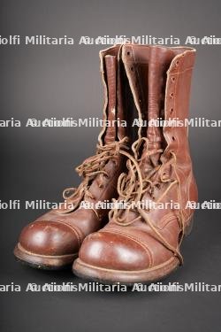 Bottes de sauts US. US jump boots.