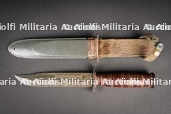 Couteau KABAR USN. USN Ka-Bar knife.