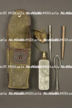 Nécessaire de nettoyage pour FSA 17 français. Cleaning kit for French FSA 1917 rifle — photo 1