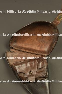Lot de deux étuis pour revolver français 1873 et 1892. Lot of two holsters for French Model 1873 and Model 1892 revolvers — photo 2