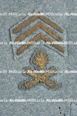 Tunique bleu horizon d'un lieutenant mitrailleur du 67e RI. Horizon blue tunic of a machine gun lieutenant of the 67th Infantry Regiment — miniature 3