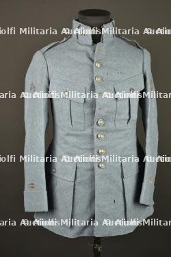 Tunique bleu horizon d'un lieutenant mitrailleur du 67e RI. Horizon blue tunic of a machine gun lieutenant of the 67th Infantry Regiment — photo 15
