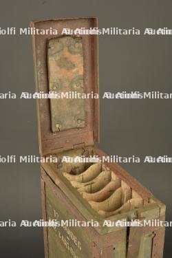 Caisse pour bandes rigides de mitrailleuse Hotchkiss française. French Hotchkiss machine gun rigid strip ammunition box — photo 2