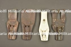 Lot de 4 portes baïonnette français. Lot of four French bayonet frogs