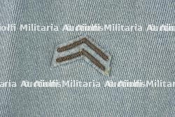 Tunique bleu horizon d'un capitaine médecin. Horizon blue tunic of a medical captain — miniature 3
