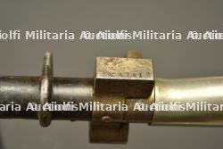 Lot de 2 épée baïonnette Lebel 1886 poignées maillechort. Lot of two Lebel Model 1886 sword bayonets with nickel silver grips — photo 3
