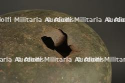 Casque allemand M1916 à impact. German Model 1916 helmet with impact damage — miniature 6