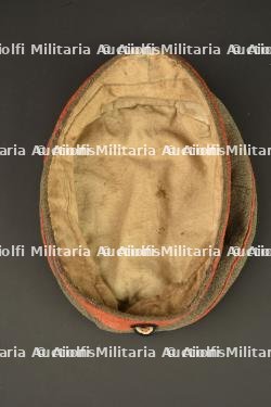Mutze M1907 feldgrau d'infanterie prussienne. Model 1907 feldgrau visor cap of Prussian infantry — miniature 2