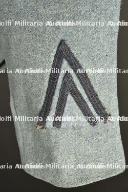 Vareuse bleu horizon modèle 1915 du 43e de Ligne. Model 1915 horizon blue tunic of the 43rd Line Infantry Regiment — miniature 10