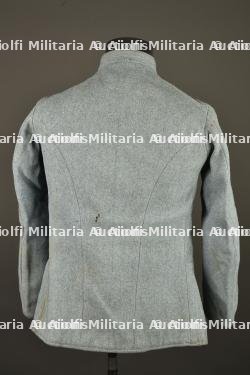 Vareuse bleu horizon modèle 1915 du 43e de Ligne. Model 1915 horizon blue tunic of the 43rd Line Infantry Regiment — miniature 15