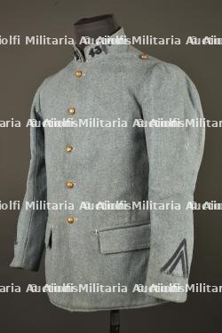 Vareuse bleu horizon modèle 1915 du 43e de Ligne. Model 1915 horizon blue tunic of the 43rd Line Infantry Regiment — miniature 16