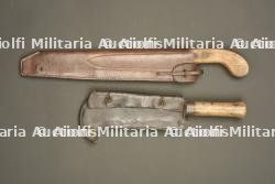Scie et serpe françaises. French saw and billhook