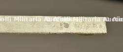 Toile de tente allemande avec étui et piquets de tente. German shelter half with carrier and tent pegs — miniature 2