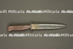 Poignard de combat allemand régimenté 103R saxon. Regimentally marked German combat knife of Saxon Infantry Regiment 103