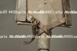 Pelle individuelle allemande avec porte pelle cuir. German entrenching tool with leather carrier — miniature 2