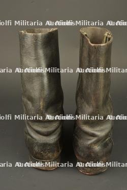 Paire de bottes allemandes. Pair of German boots — photo 3